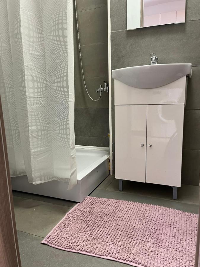 Apart Uta 2 Apartment Arad Luaran gambar